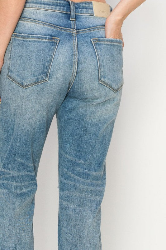 AT1047MML High Rise Stretch Mom Jeans