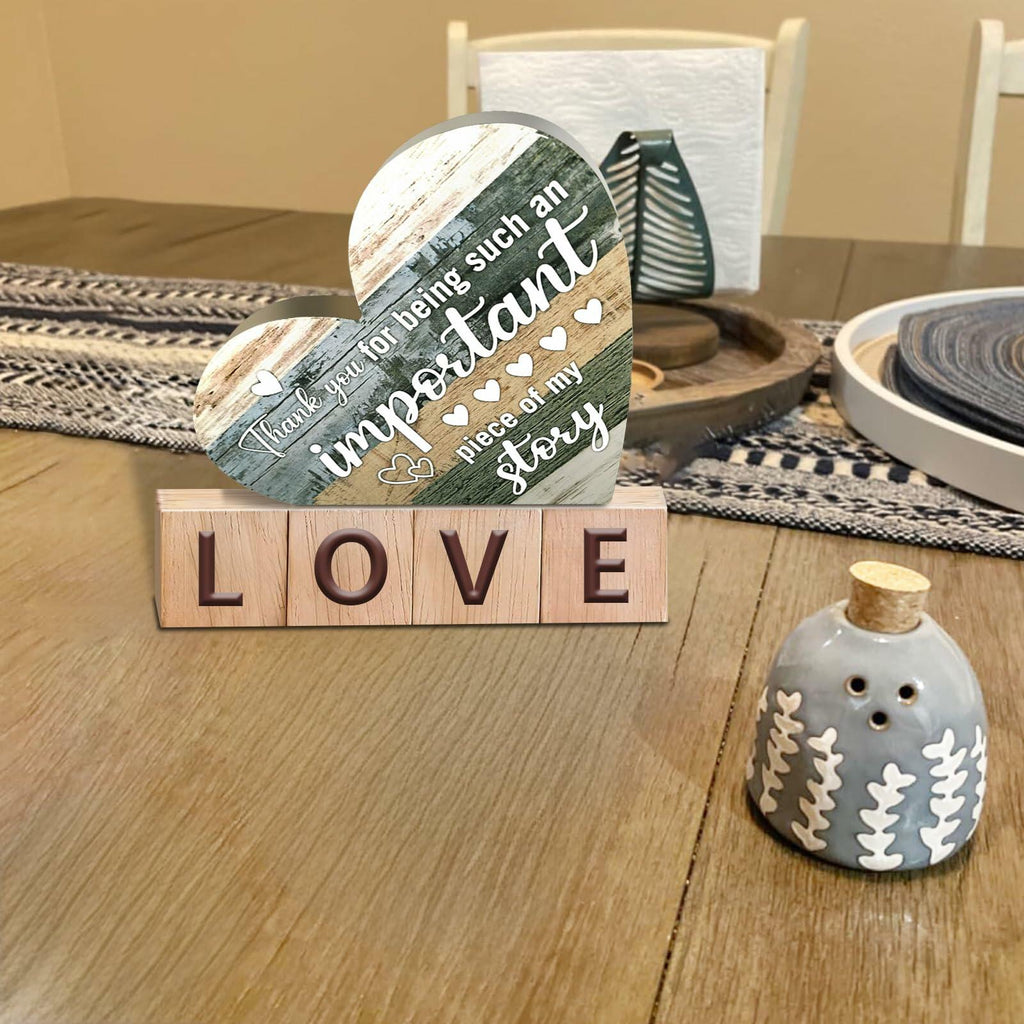 Wooden Heart Shaped Table Sign for Mom